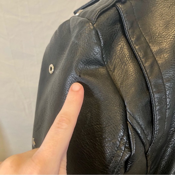 Vigoss Star Studded Black Faux Leather Motorcycle Jacket - Picture 8 of 11